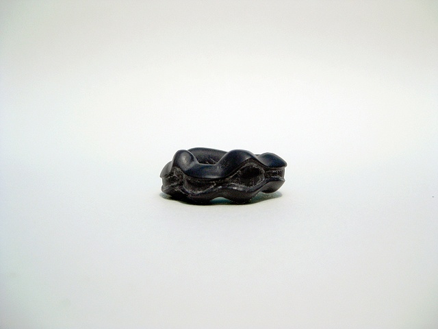 Bead