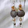 Vintage button & pearl earrings - E 112