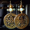 Gold medalion earrings - E 91