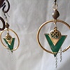 Green & gold arrow earrings - E 124