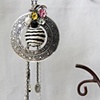 Cunning contrast necklace N 182