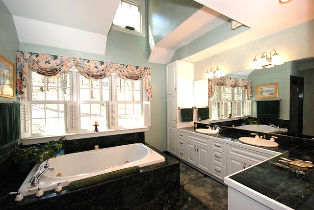Master bath, CT