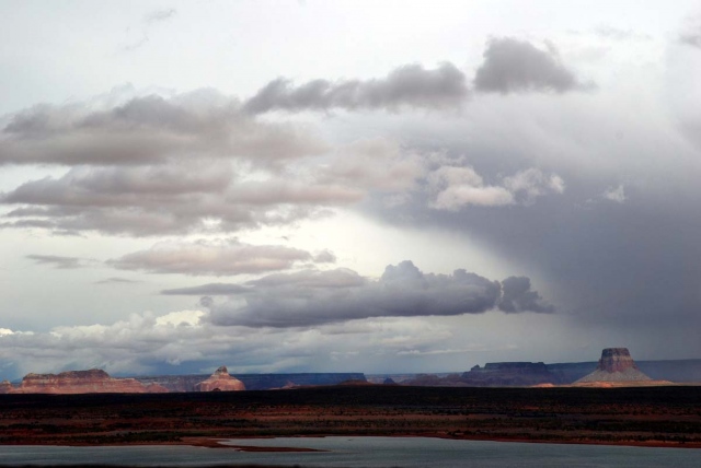 buttes at dusk, AZ/UT border