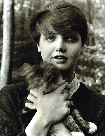 woman and her cat