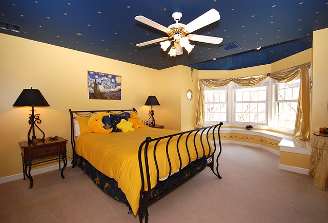 Girl's bedroom, CT