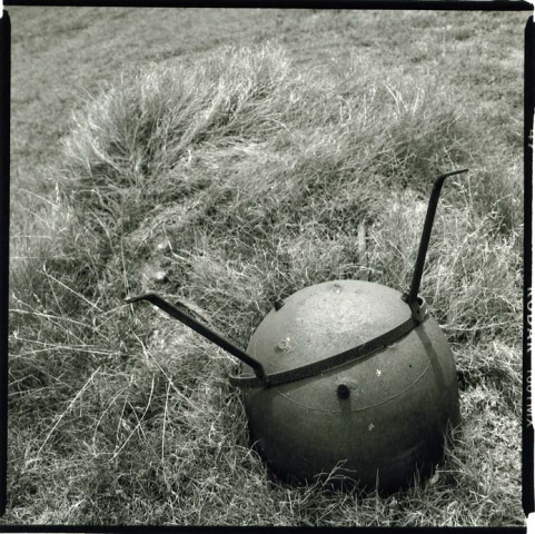 iron ball with feet, NM