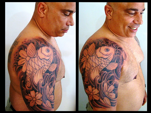 Mike - Tattoo em andamento.