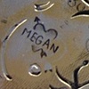 CLOSE-UP 