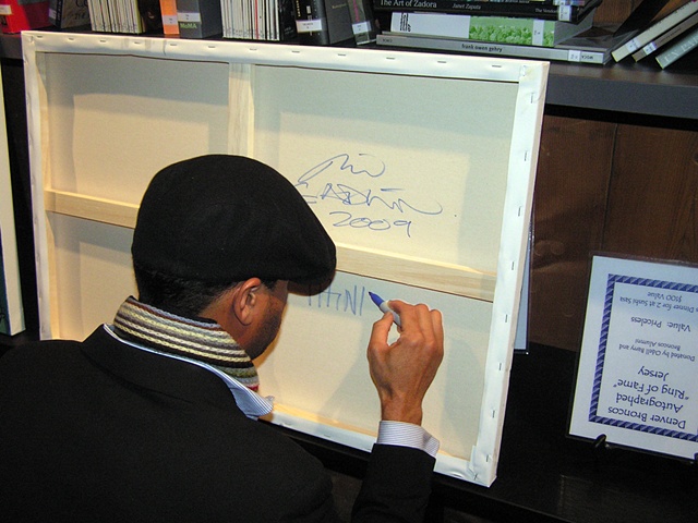 "Thinking Blue" with My Live Painting. 