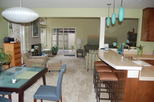 Vista Hills--Dining Room 