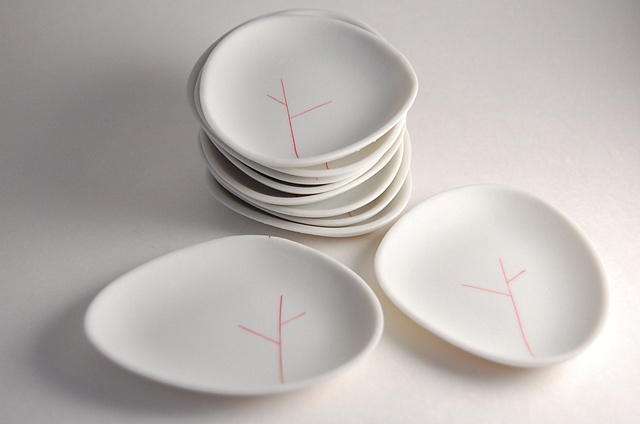 Small Red Tree Plates