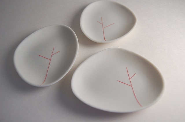 Small Red Tree Plates