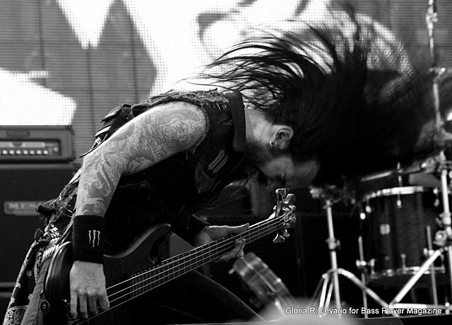  Ozzy Osbourne - Blasko

� Gloria Levario for Bass Player Magazine