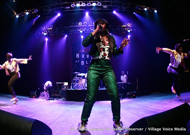 SantoGold