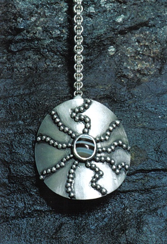 Brooch and Pendant in One