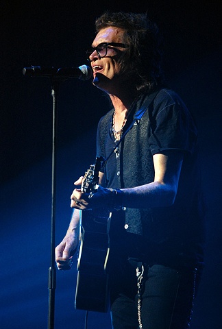 Glenn Hughes