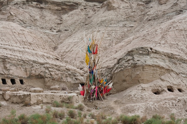CLICK ON IMAGE TO ENLARGE 

Unrevealed, Site 5 (Six Awaiting)