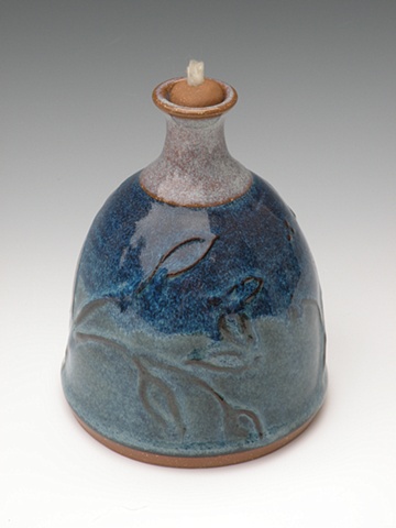 Bell shaped Oil Candle with Slip Design