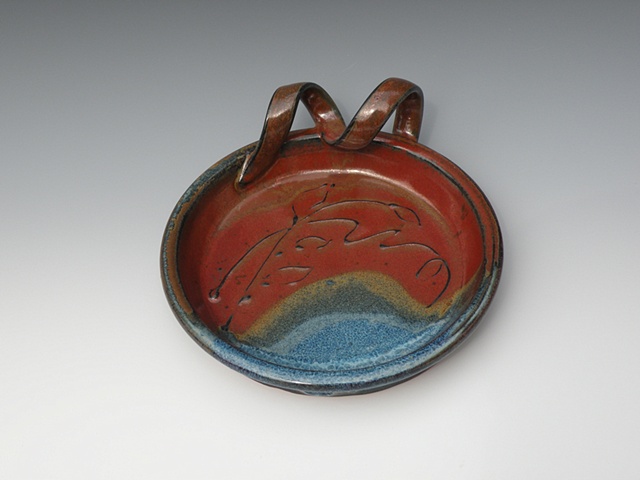 Brie Baker, cayenne and blue with raised leaf design