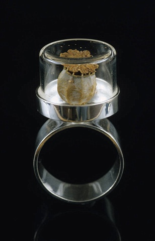 Anika Smulovitz Herbarium Specimen Ring Papeva orientale poppy pod jewelry