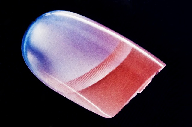 "New Nail Refraction"