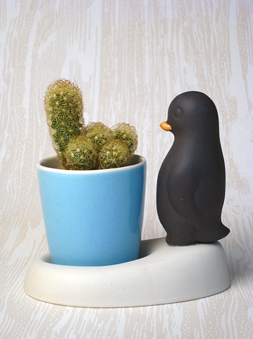 PENGUIN PLANTER