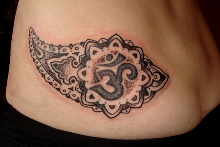 Mehendi paisley