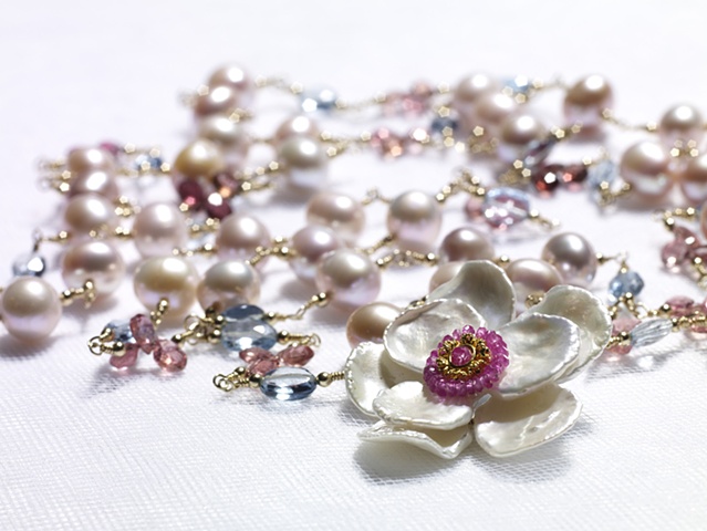 Pearl Flower Long Necklace
