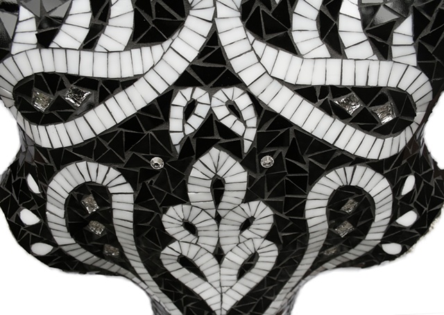 Rebel, detail