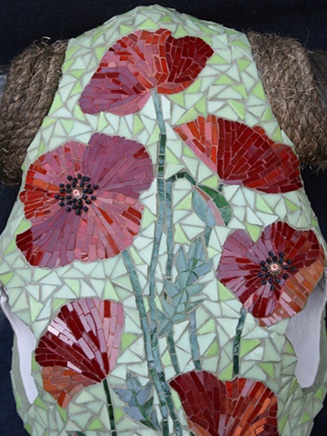 Poppies Skull - detail 1