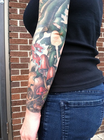 Crone Sleeve Skull and 'Shrooms