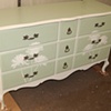 Green Double Chrysanthemum Bunch Dresser