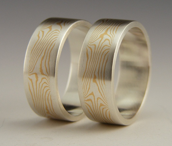 Star Pattern Wedding Band