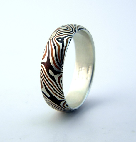 Star Pattern Band Ring