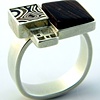 Square Cluster Ring