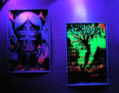 Black-Light Room 2007
