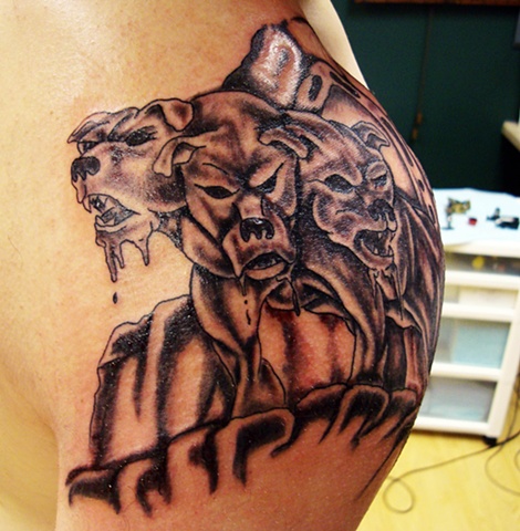 MOTO Tattoo "Devil Dogs"
