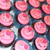 blue and pink cupcakes