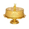 Golden Biscuit Centerpiece: Cake of Peace

Studio Job

