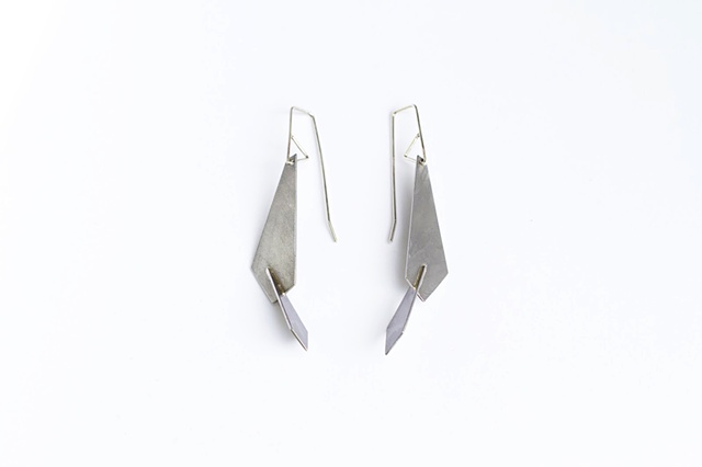 small intersecting branch earrings
