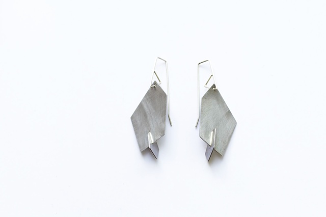 platelet earrings