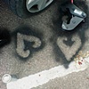 22 Clamps n paint heart by Joe Hull Suffolk Aug 2009