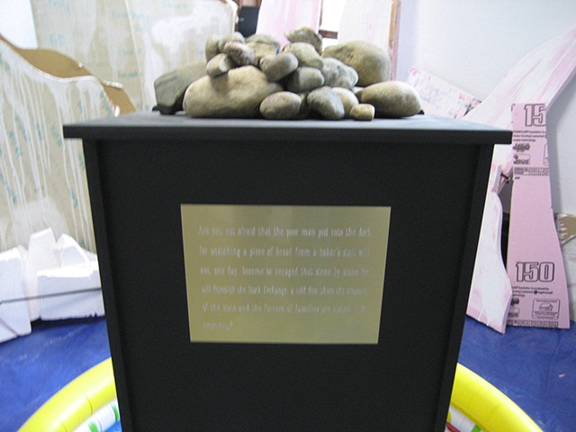 Monument to Hank Paulson