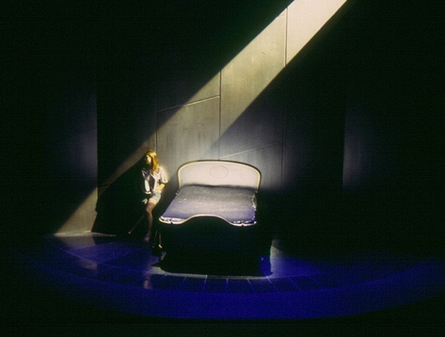 LES LIAISONS DANGEREUSES