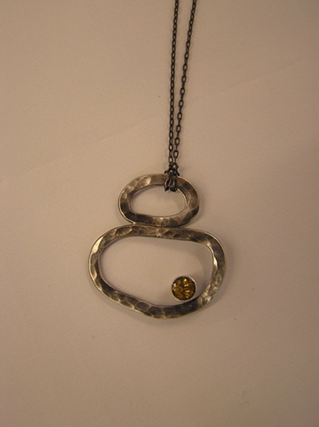 This piece is also available without patina and with cabochon cut stones.