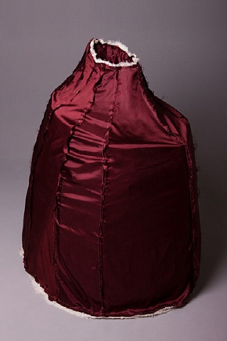 Crinoline with cover