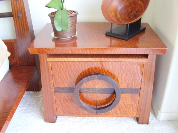 RUDNEY SUITE NIGHTSTAND