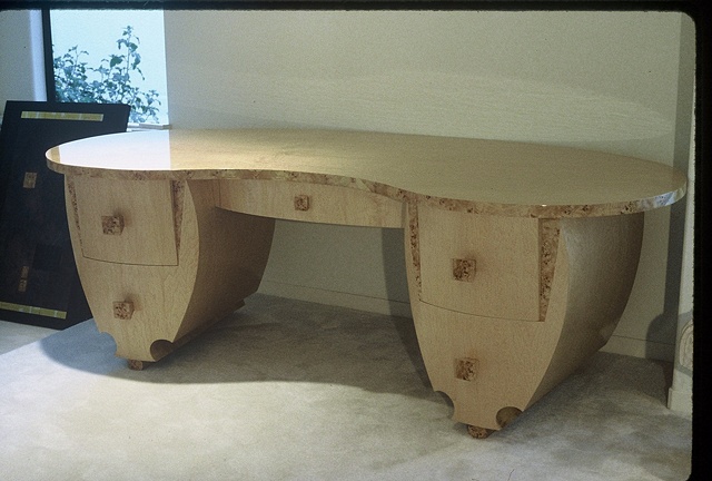 RUDNEY DESK
