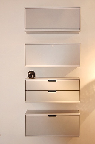 Exhibition:
"Art of Reason"
Moss Gallery, Los Angeles
2007

Artists: Dieter Rams, Fernando and Humberto Campana, Maarten Baas, Studio Job, Piero Fornasetti, Yves Behar, Johanna Grawunder, Marcel Wanders, Michael Anastassiades, Claudy Jongstra, Akomena Spa