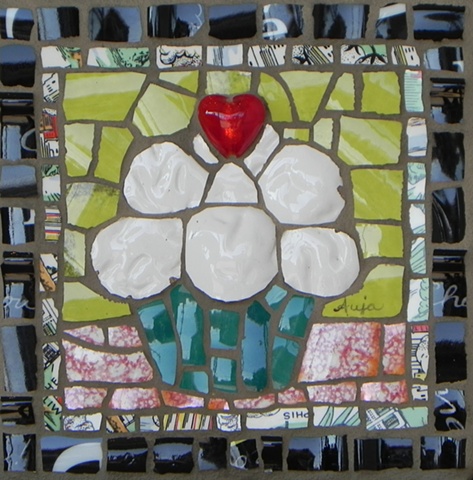 Cupcake by Anja Hertle ~  Maplestone Gallery  Contemporary Mosaic Art
